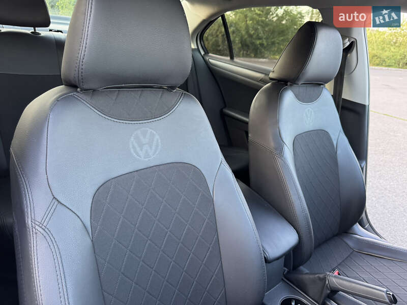 Седан Volkswagen Jetta 2016 в Кривому Розі