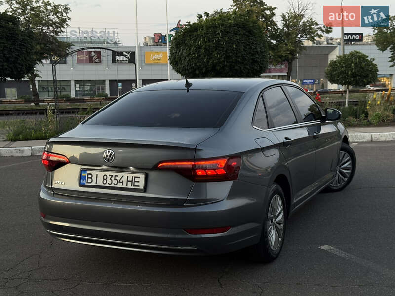 Седан Volkswagen Jetta 2018 в Кривому Розі