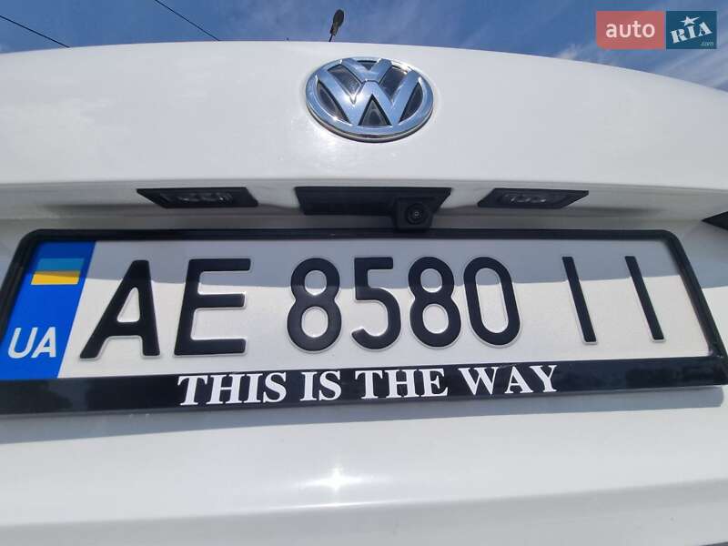 Седан Volkswagen Jetta 2015 в Дніпрі