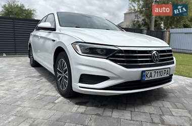 Седан Volkswagen Jetta 2018 в Києві