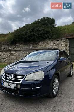 Седан Volkswagen Jetta 2007 в Золочеві