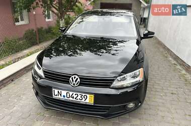 Седан Volkswagen Jetta 2014 в Збараже
