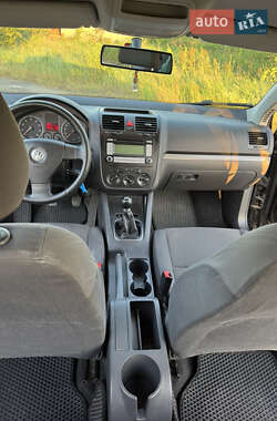 Седан Volkswagen Jetta 2007 в 