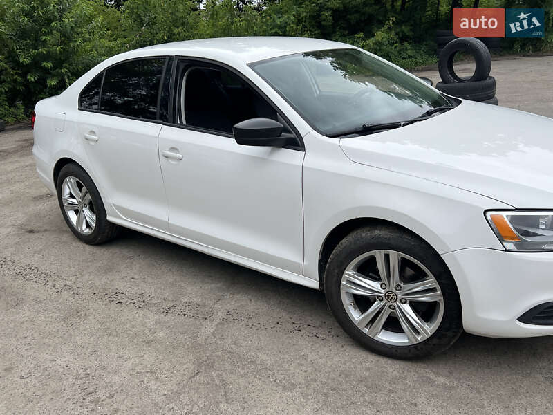 Седан Volkswagen Jetta 2012 в Киеве