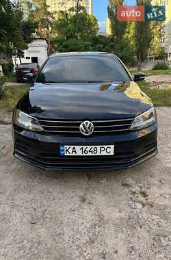 Седан Volkswagen Jetta 2016 в Києві