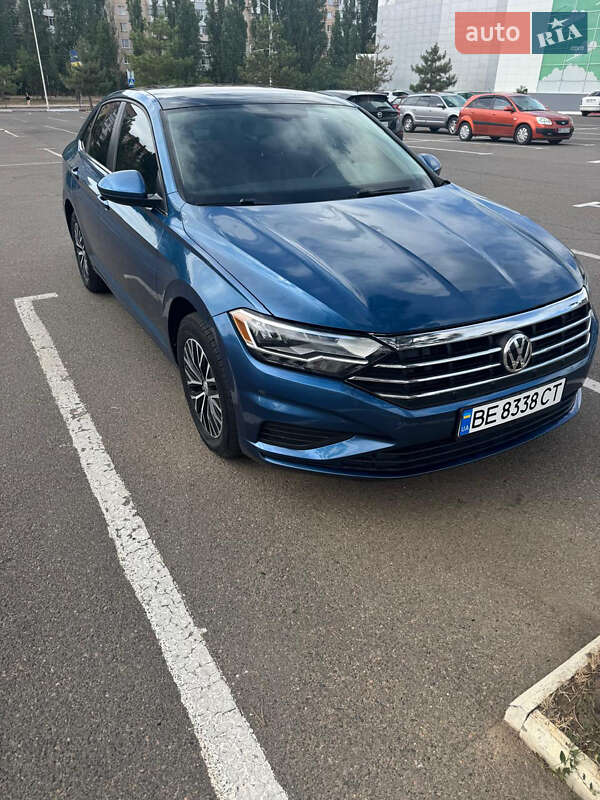 Седан Volkswagen Jetta 2019 в Николаеве