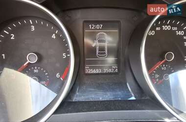 Седан Volkswagen Jetta 2016 в 