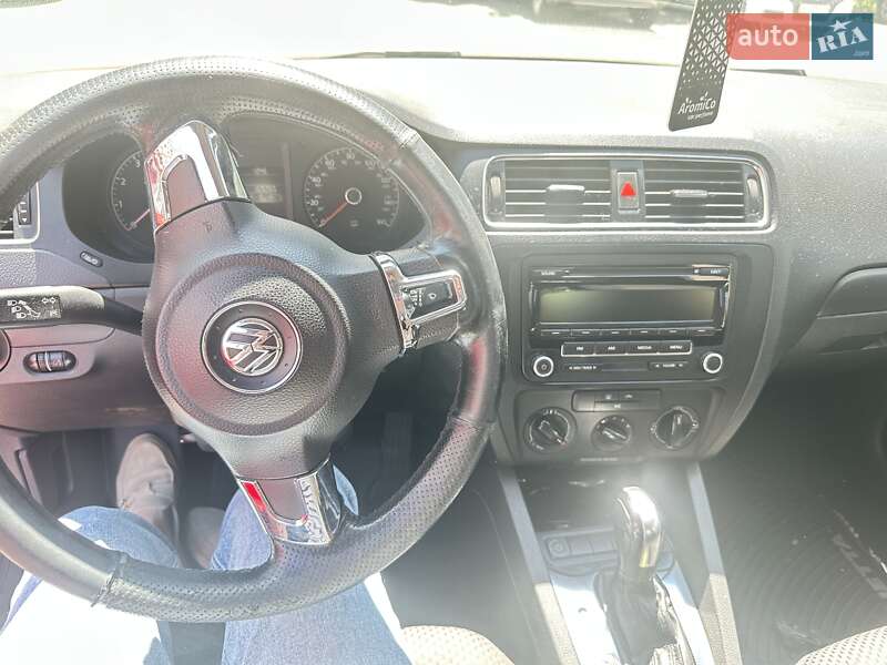 Седан Volkswagen Jetta 2012 в Киеве