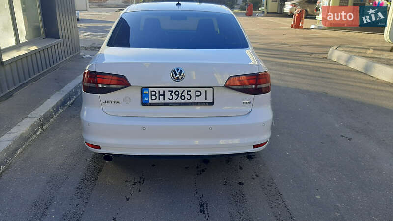Седан Volkswagen Jetta 2016 в Одесі