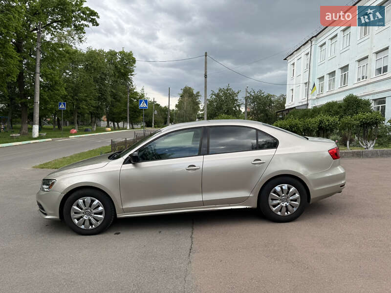 Седан Volkswagen Jetta 2014 в Харькове