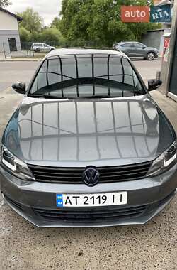 Седан Volkswagen Jetta 2013 в Івано-Франківську