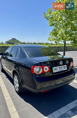 Седан Volkswagen Jetta 2008 в Мукачево