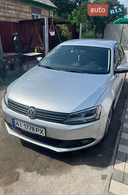 Седан Volkswagen Jetta 2011 в Макарове