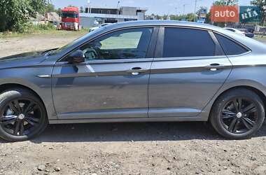 Седан Volkswagen Jetta 2018 в 