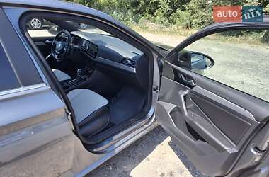 Седан Volkswagen Jetta 2018 в 
