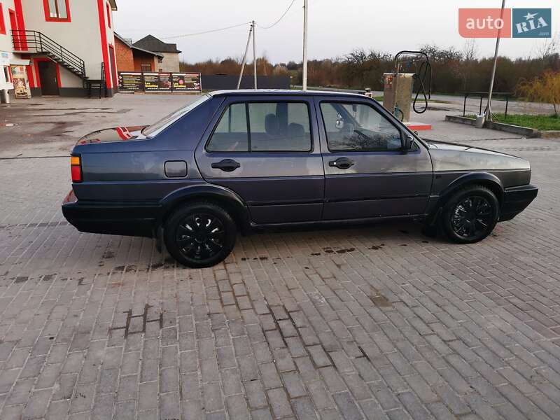 Седан Volkswagen Jetta 1991 в Городенці