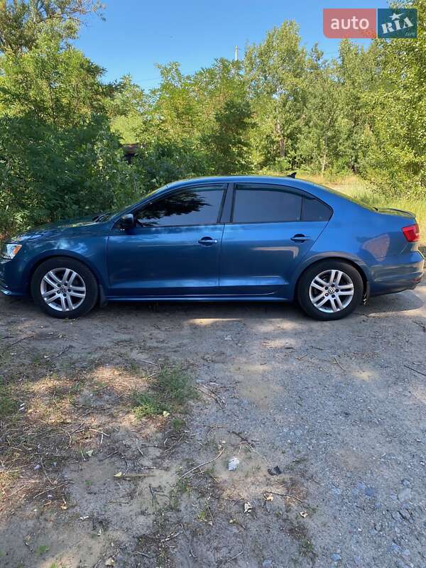 Седан Volkswagen Jetta 2014 в Полтаве