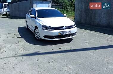 Седан Volkswagen Jetta 2013 в Киеве