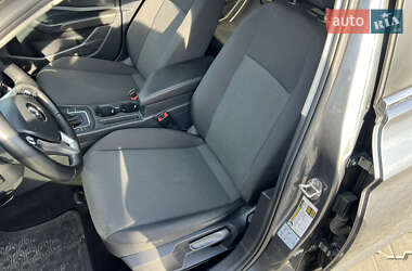 Седан Volkswagen Jetta 2019 в 