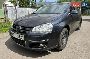 Седан Volkswagen Jetta 2006 в Мукачево