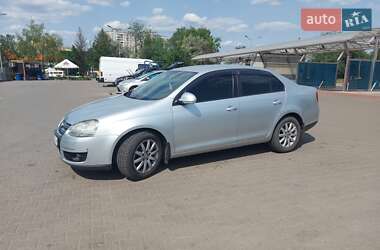 Седан Volkswagen Jetta 2008 в Кривом Роге