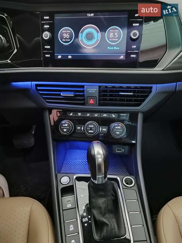 Седан Volkswagen Jetta 2018 в Киеве