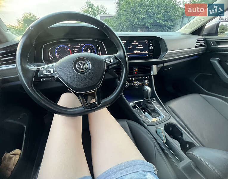 Седан Volkswagen Jetta 2018 в Кривом Роге