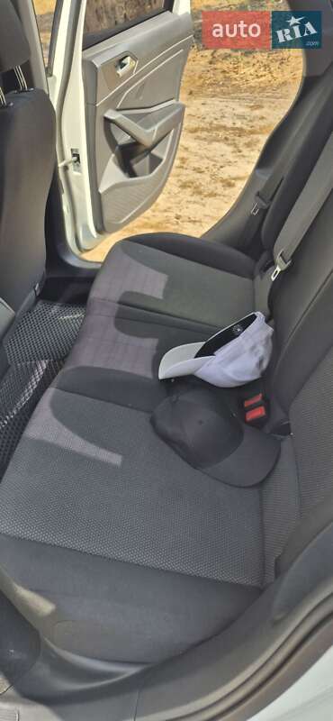 Седан Volkswagen Jetta 2018 в Днепре