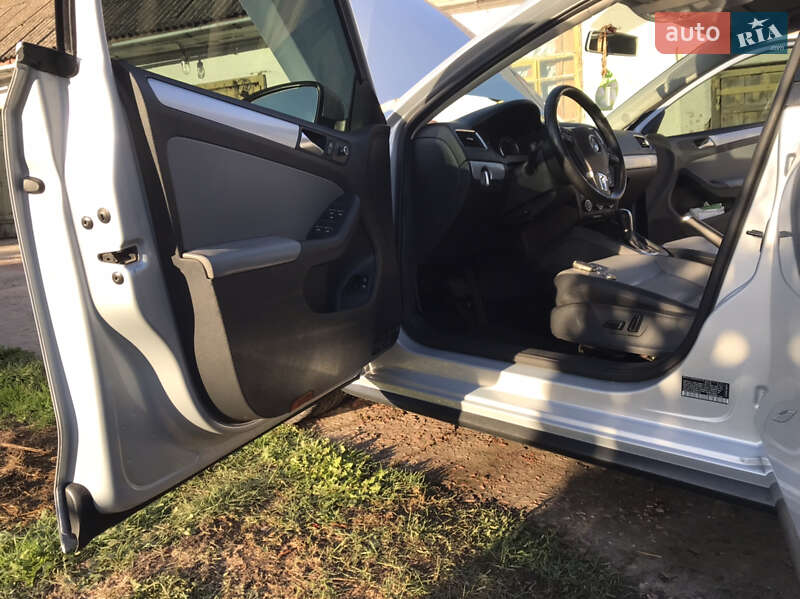 Седан Volkswagen Jetta 2012 в Яготині