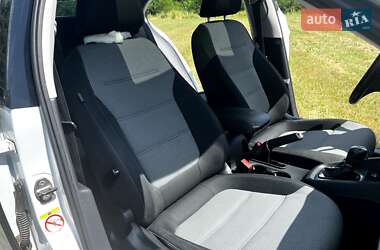 Седан Volkswagen Jetta 2013 в 