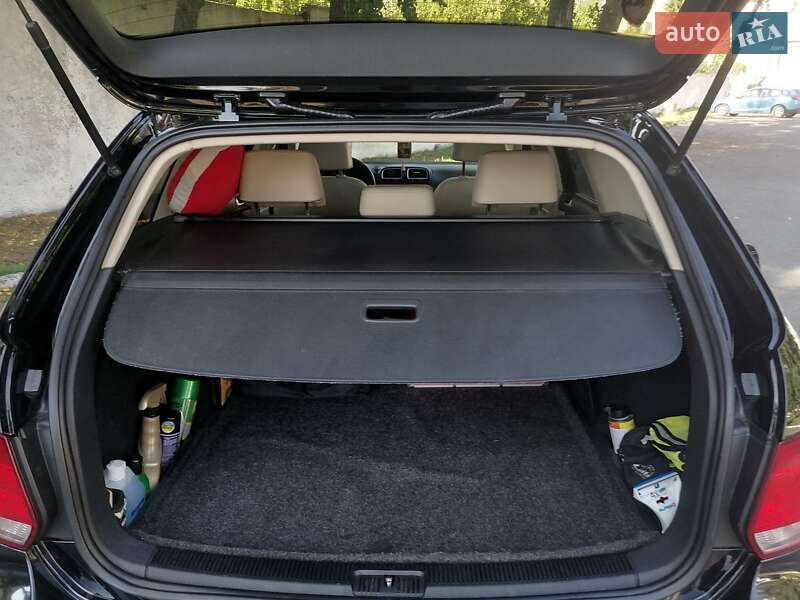Универсал Volkswagen Jetta 2012 в Киеве