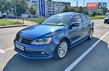 Седан Volkswagen Jetta 2014 в 