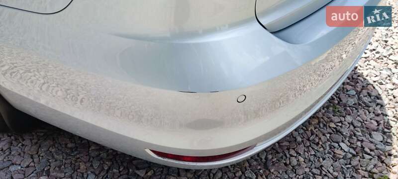 Седан Volkswagen Jetta 2016 в Львове