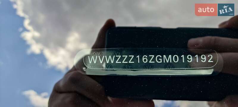 Седан Volkswagen Jetta 2016 в Львове