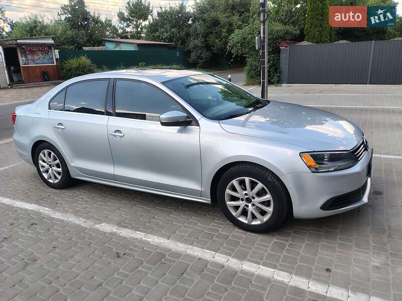 Седан Volkswagen Jetta 2013 в Киеве