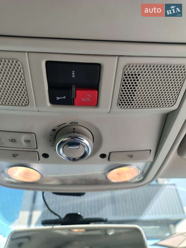 Седан Volkswagen Jetta 2013 в Киеве