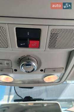 Седан Volkswagen Jetta 2013 в 
