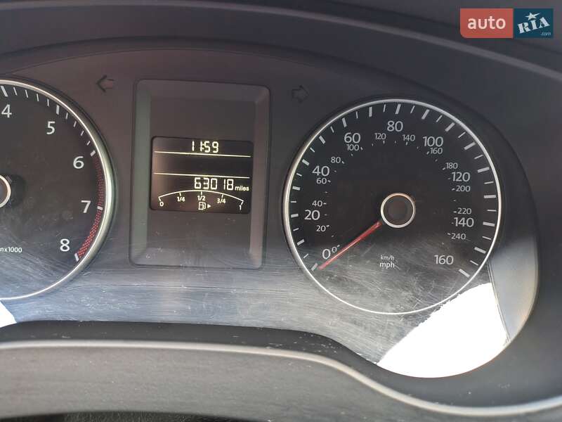 Седан Volkswagen Jetta 2013 в Киеве