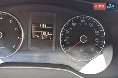 Седан Volkswagen Jetta 2013 в 