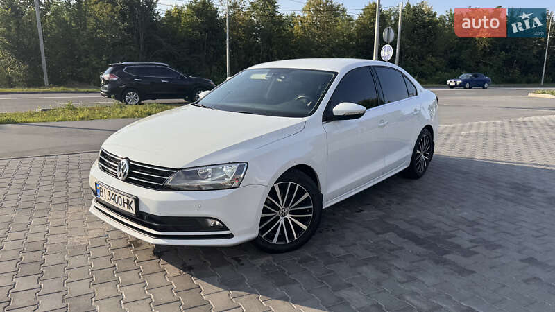 Седан Volkswagen Jetta 2016 в Полтаве