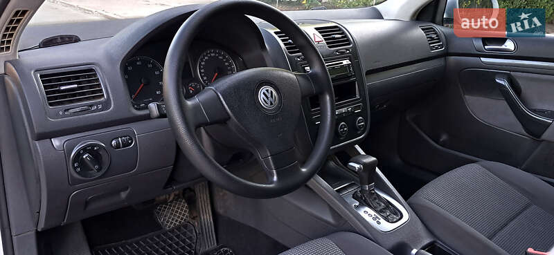 Седан Volkswagen Jetta 2008 в Желтых Водах