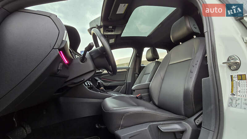 Седан Volkswagen Jetta 2019 в Сумах