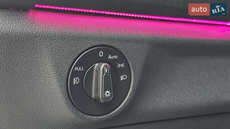 Седан Volkswagen Jetta 2019 в Сумах