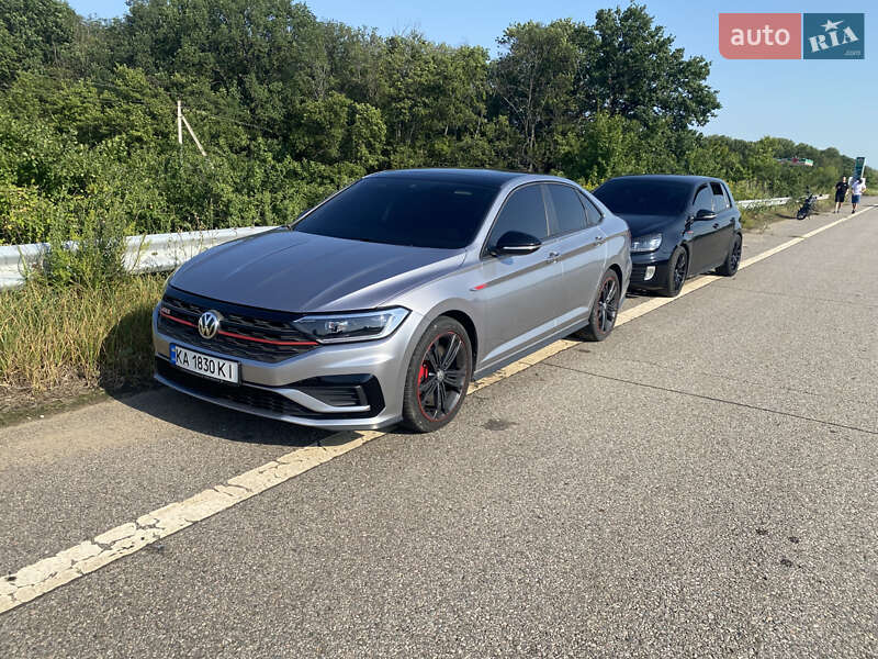 Volkswagen Jetta 2019