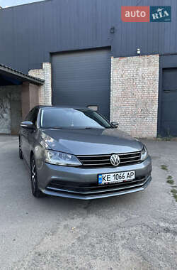 Седан Volkswagen Jetta 2016 в Кривом Роге