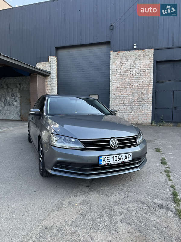 Volkswagen Jetta 2016
