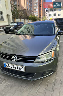 Седан Volkswagen Jetta 2013 в Ирпене