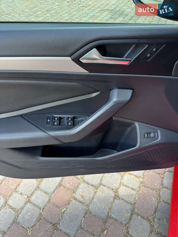 Седан Volkswagen Jetta 2019 в Трускавце
