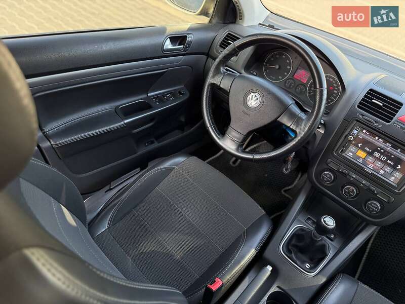 Седан Volkswagen Jetta 2008 в Кривом Роге