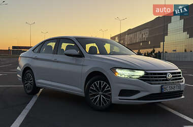 Седан Volkswagen Jetta 2020 в 